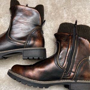 MukLuk Boots